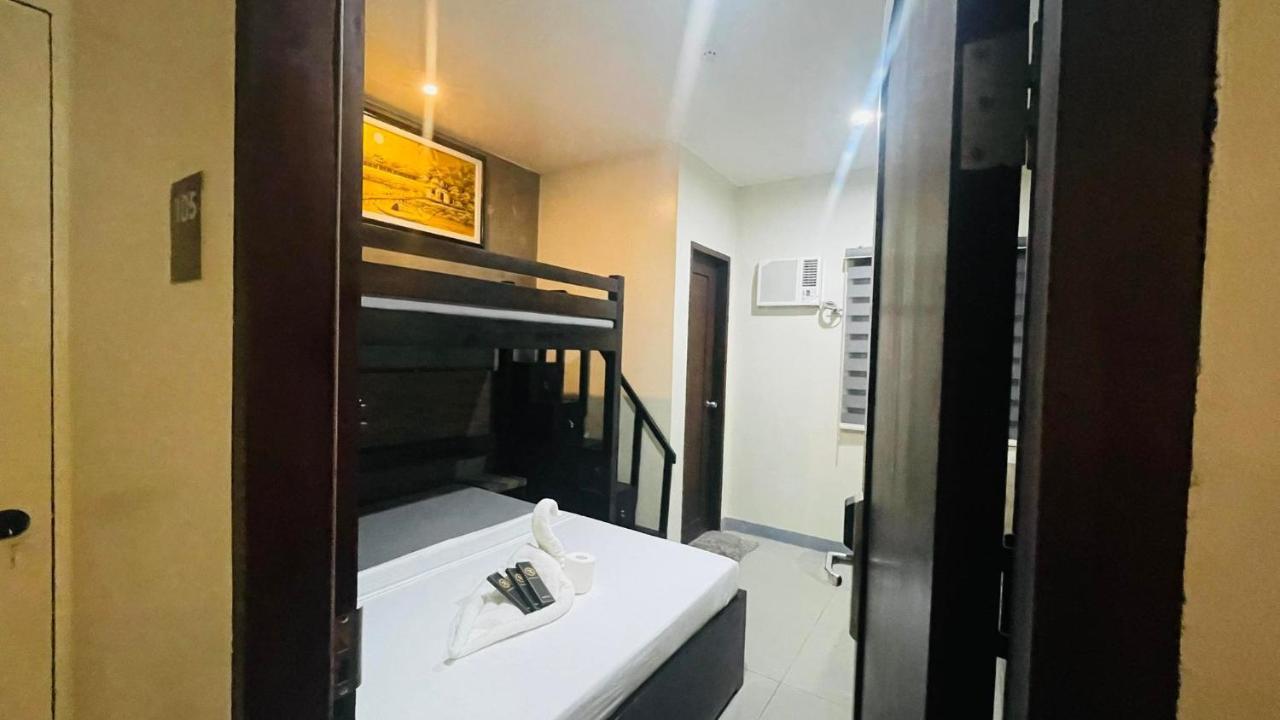 A&E Apartelle Bacolod Exterior foto
